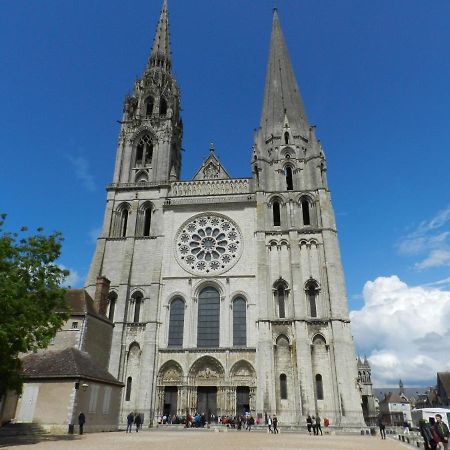 Le Petit Paradis Chartres Eksteriør bilde